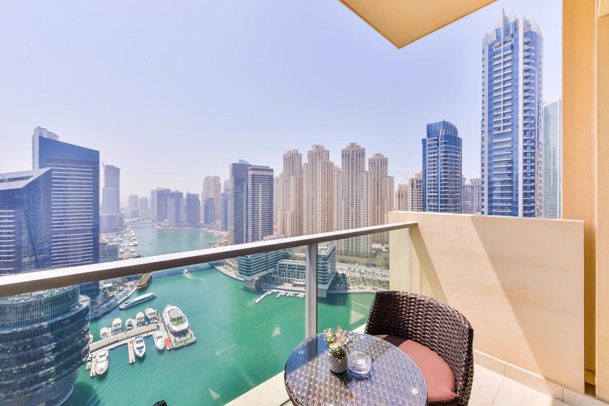 One-Bedroom Apartment with Balcony